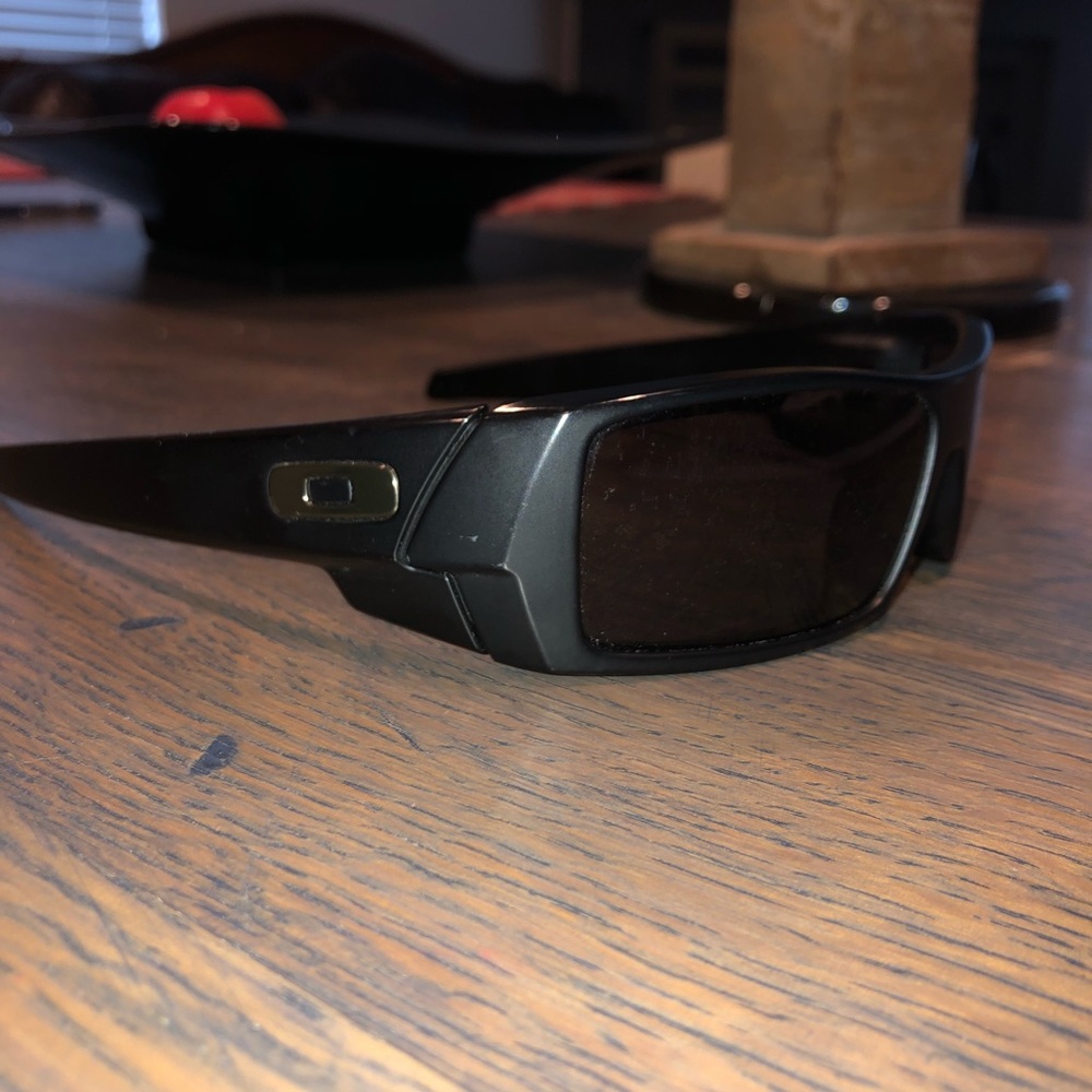 Mens Gascan Oakley Sunglasses